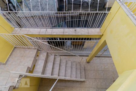 Casa à venda com 141m², 4 quartos e 1 vagaEscada