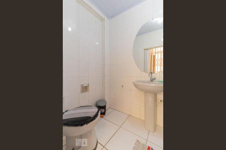 Casa à venda com 141m², 4 quartos e 1 vagaBanheiro