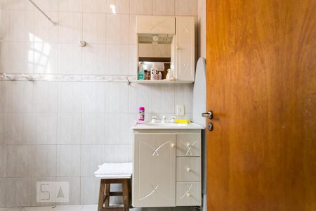 Casa à venda com 75m², 5 quartos e 3 vagasBanheiro da Suíte 1