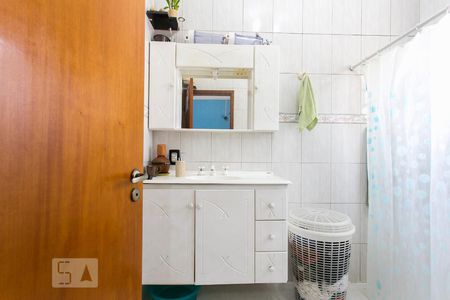 Casa à venda com 75m², 5 quartos e 3 vagasBanheiro da Suíte 2