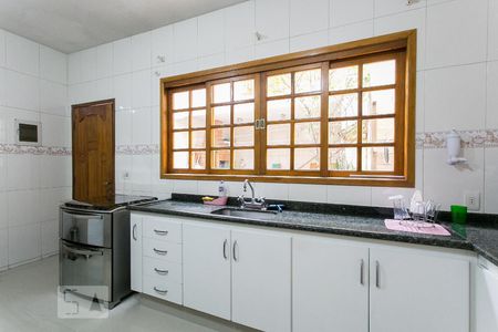 Casa à venda com 75m², 5 quartos e 3 vagasCozinha