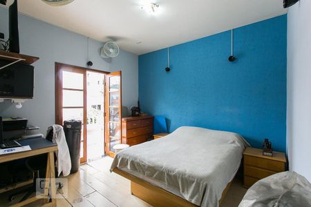 Casa à venda com 75m², 5 quartos e 3 vagasSuíte 2
