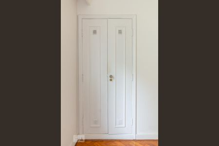 Apartamento à venda com 192m², 3 quartos e 1 vaga Apartamento à venda com 192m², 3 quartos e 1 vagaQuarto 3