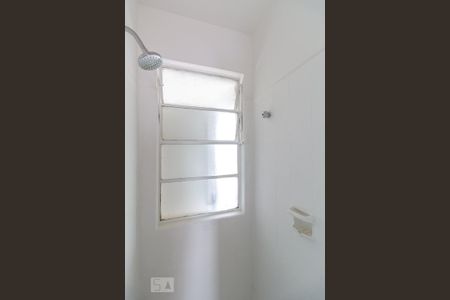 Apartamento à venda com 192m², 3 quartos e 1 vaga Apartamento à venda com 192m², 3 quartos e 1 vagaBanheiro 2