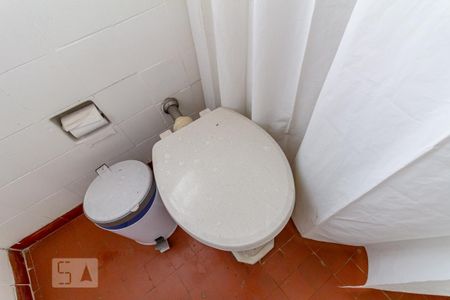 Apartamento à venda com 192m², 3 quartos e 1 vaga Apartamento à venda com 192m², 3 quartos e 1 vagaBanheiro de Serviço