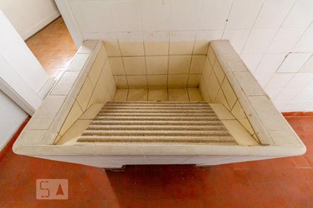 Apartamento à venda com 192m², 3 quartos e 1 vaga Apartamento à venda com 192m², 3 quartos e 1 vagaLavanderia
