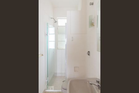 Apartamento à venda com 192m², 3 quartos e 1 vaga Apartamento à venda com 192m², 3 quartos e 1 vagaBanheiro 2