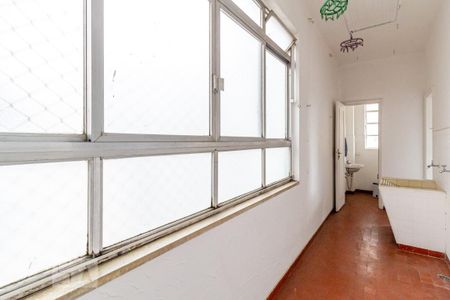 Apartamento à venda com 192m², 3 quartos e 1 vaga Apartamento à venda com 192m², 3 quartos e 1 vagaLavanderia