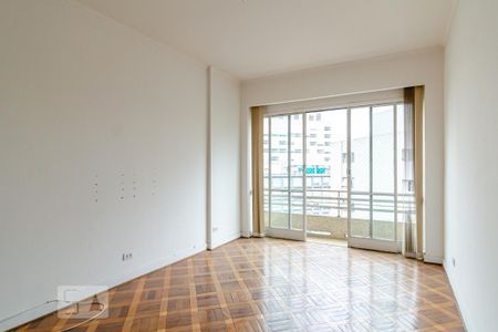 Apartamento à venda com 192m², 3 quartos e 1 vaga Apartamento à venda com 192m², 3 quartos e 1 vagaSala