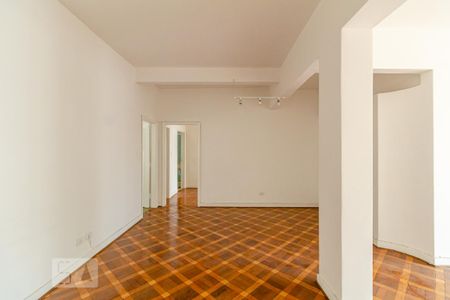 Apartamento à venda com 192m², 3 quartos e 1 vaga Apartamento à venda com 192m², 3 quartos e 1 vagaSala