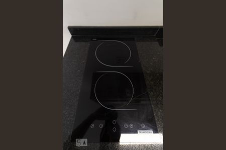 Studio à venda com 25m², 1 quarto e sem vaga Studio à venda com 25m², 1 quarto e sem vagaCooktop
