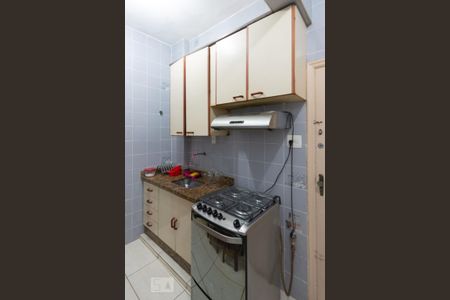 Apartamento à venda com 60m², 2 quartos e sem vagaCozinha e Área de Serviço