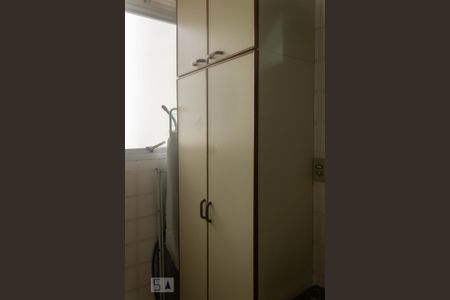 Apartamento à venda com 79m², 3 quartos e 2 vagas Apartamento à venda com 79m², 3 quartos e 2 vagasÁrea de Serviço