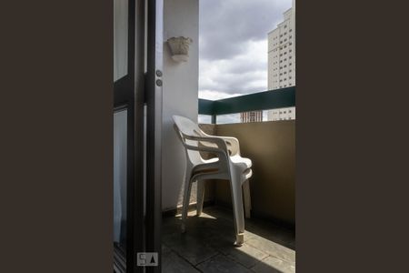 Apartamento à venda com 79m², 3 quartos e 2 vagas Apartamento à venda com 79m², 3 quartos e 2 vagasVaranda