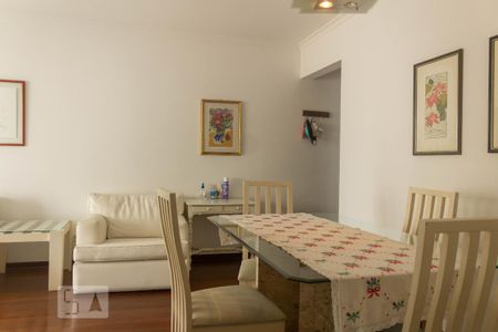 Apartamento à venda com 79m², 3 quartos e 2 vagas Apartamento à venda com 79m², 3 quartos e 2 vagasSala de Jantar