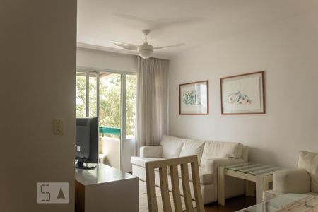 Apartamento à venda com 79m², 3 quartos e 2 vagas Apartamento à venda com 79m², 3 quartos e 2 vagasSala de Estar
