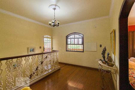 Hall de casa para alugar com 6 quartos, 480m² em Campo Grande, Rio de Janeiro