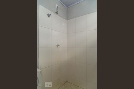 Banheiro de casa para alugar com 1 quarto, 27m² em Vila Campestre, São Paulo