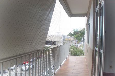 varanda de apartamento para alugar com 2 quartos, 70m² em Jardim Guanabara, Rio de Janeiro