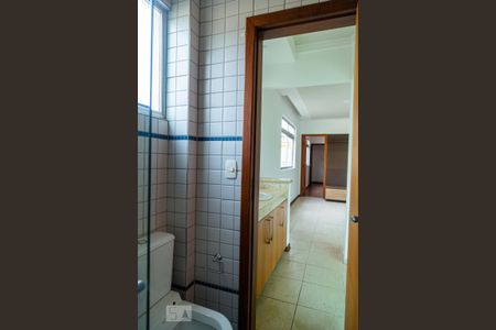 Apartamento à venda com 200m², 4 quartos e 2 vagasBanheiro Social 2