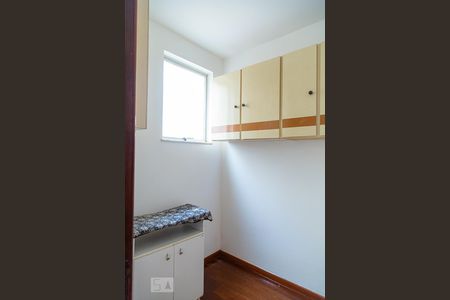 Apartamento à venda com 200m², 4 quartos e 2 vagasQuarto de Serviço