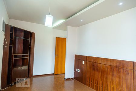 Apartamento à venda com 200m², 4 quartos e 2 vagasSuíte 2