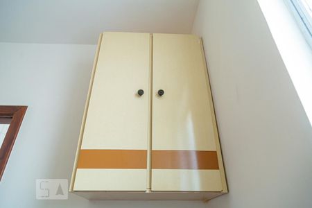 Apartamento à venda com 200m², 4 quartos e 2 vagasArmário do Quarto de Serviço