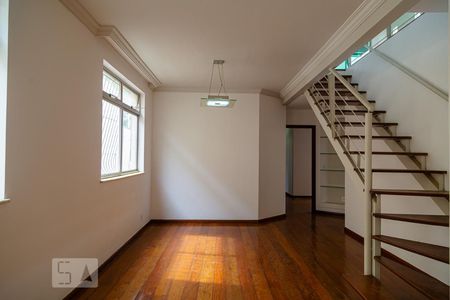 Sala 1 de apartamento à venda com 4 quartos, 200m² em Santa Tereza, Belo Horizonte