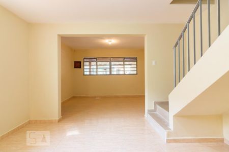 Sala de casa para alugar com 3 quartos, 100m² em Bela Vista, Osasco