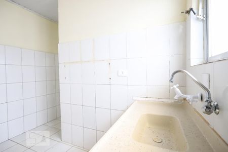 Cozinha de casa para alugar com 1 quarto, 65m² em Carandiru, São Paulo