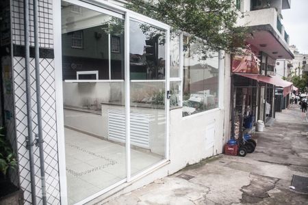Studio à venda com 31m², 1 quarto e sem vaga Studio à venda com 31m², 1 quarto e sem vagaFachada do bloco