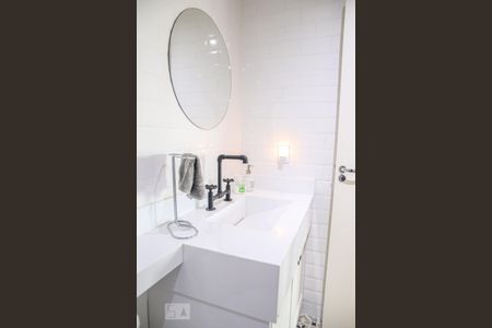 Apartamento à venda com 65m², 2 quartos e 2 vagasBanheiro Corredor