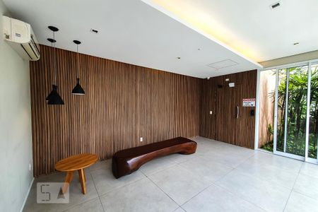Studio para alugar com 37m², 1 quarto e 1 vagaHall de entrada