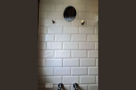 Studio para alugar com 37m², 1 quarto e 1 vagaDetalhe  Chuveiro