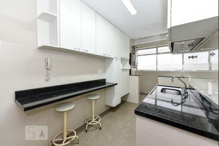 Apartamento para alugar com 126m², 3 quartos e 2 vagasCozinha