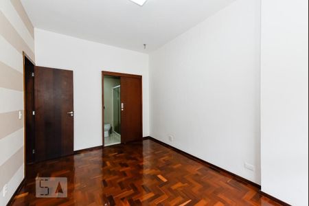 Apartamento para alugar com 126m², 3 quartos e 2 vagasSuíte