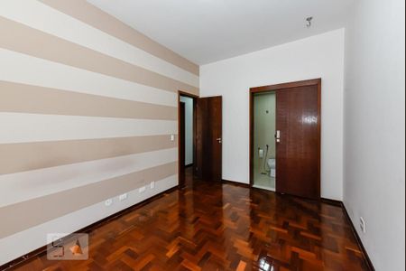 Apartamento para alugar com 126m², 3 quartos e 2 vagasSuíte
