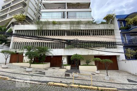 Apartamento para alugar com 126m², 3 quartos e 2 vagasFachada