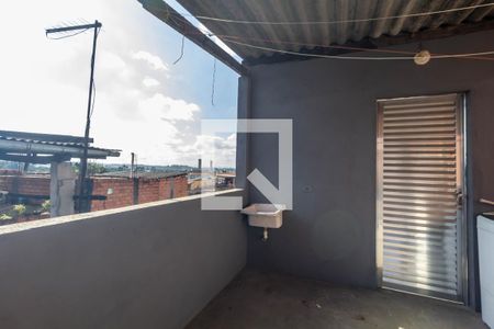 Casa para alugar com 30m², 1 quarto e sem vagaÁrea de Serviço