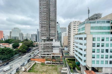 Apartamento à venda com 58m², 1 quarto e 1 vagaVista