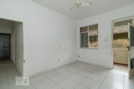Sala de apartamento à venda com 2 quartos, 80m² em Parada de Lucas, Rio de Janeiro