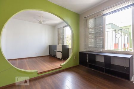 Sala de apartamento à venda com 2 quartos, 62m² em Medianeira, Porto Alegre