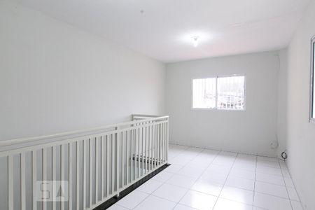 Sala de casa para alugar com 2 quartos, 60m² em Conjunto Residencial José Bonifácio, São Paulo