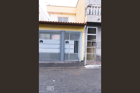 Casa para alugar com 60m², 2 quartos e sem vagaFachada