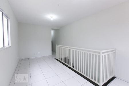 Sala de casa para alugar com 2 quartos, 60m² em Conjunto Residencial José Bonifácio, São Paulo