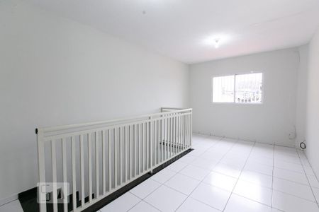 Sala de casa para alugar com 2 quartos, 60m² em Conjunto Residencial José Bonifácio, São Paulo