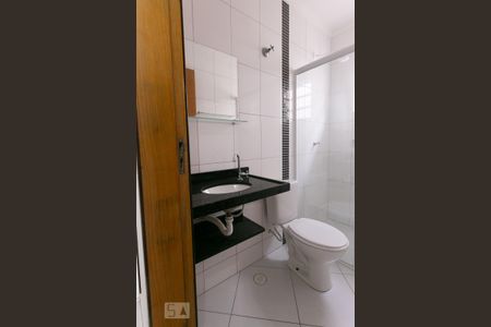 Casa para alugar com 60m², 2 quartos e sem vagaBanheiro