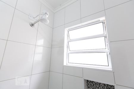 Casa para alugar com 60m², 2 quartos e sem vagaDetalhe banheiro