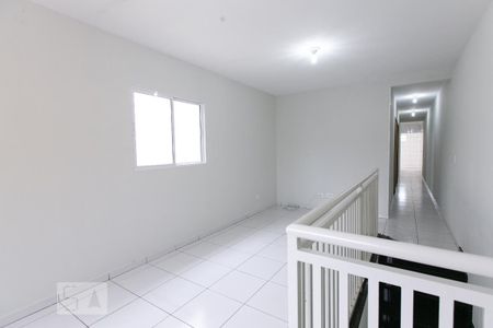 Sala de casa para alugar com 2 quartos, 60m² em Conjunto Residencial José Bonifácio, São Paulo