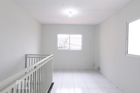 Sala de casa para alugar com 2 quartos, 60m² em Conjunto Residencial José Bonifácio, São Paulo